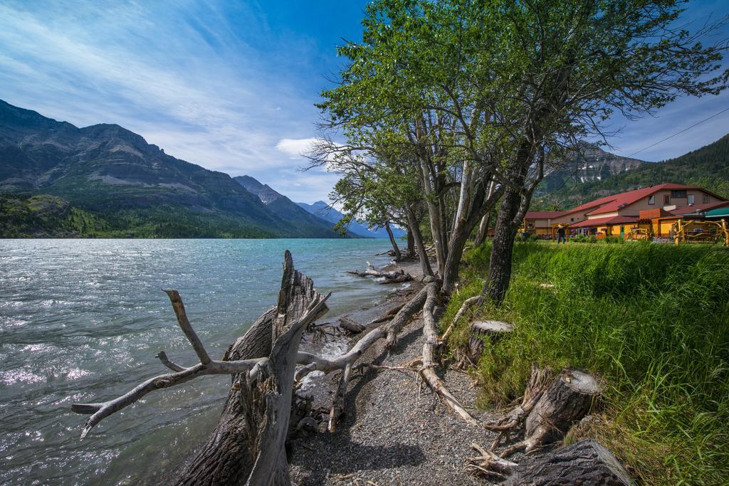Bayshore Inn & Spa Waterton Park Exterior foto