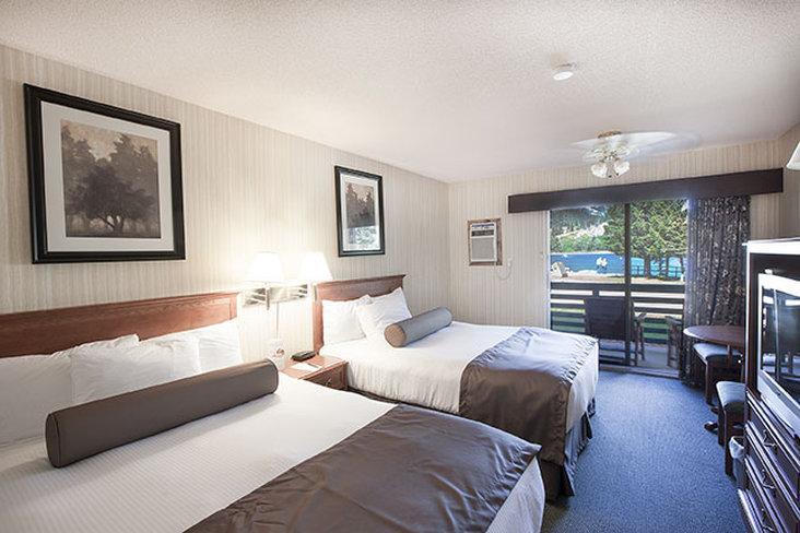 Bayshore Inn & Spa Waterton Park Exterior foto