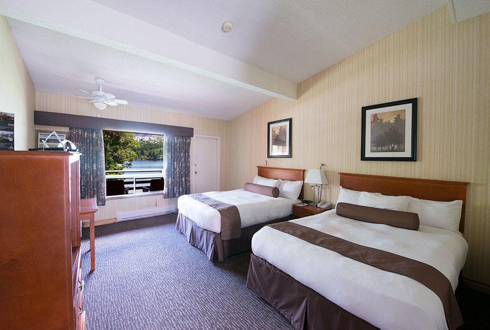 Bayshore Inn & Spa Waterton Park Exterior foto